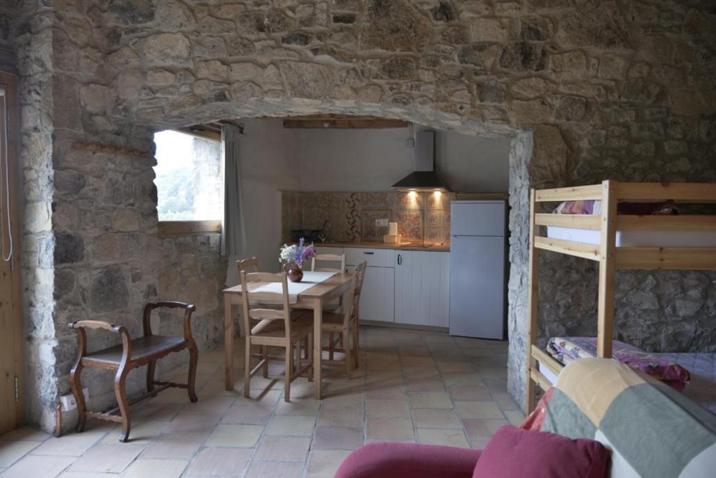 Hostel Mas Rural El Negre Ogassa Zewnętrze zdjęcie