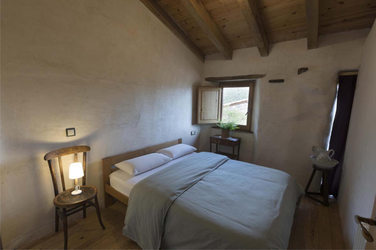 Hostel Mas Rural El Negre Ogassa Zewnętrze zdjęcie