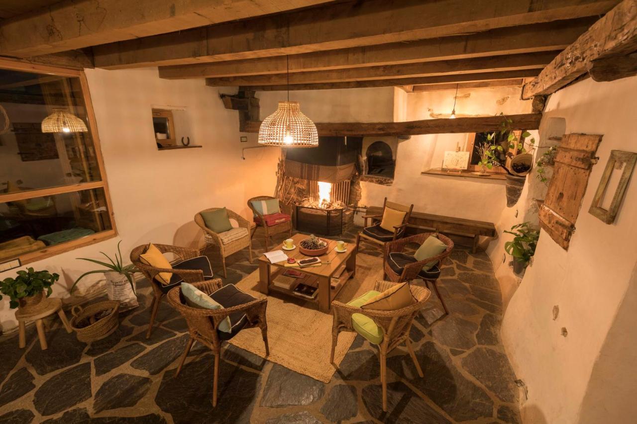 Hostel Mas Rural El Negre Ogassa Zewnętrze zdjęcie