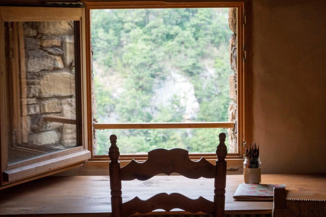 Hostel Mas Rural El Negre Ogassa Zewnętrze zdjęcie