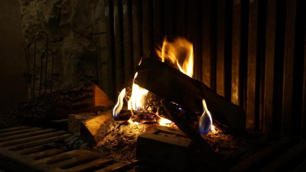 Hostel Mas Rural El Negre Ogassa Zewnętrze zdjęcie